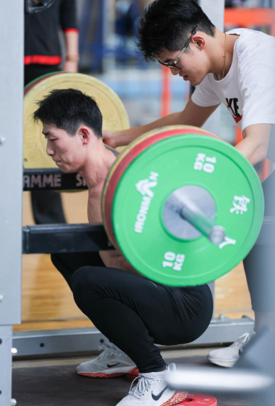 九游娱乐平台下载与注册流程
