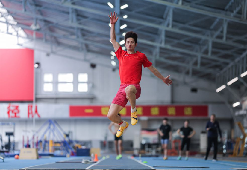 与好友共赢九游棋牌娱乐的荣耀